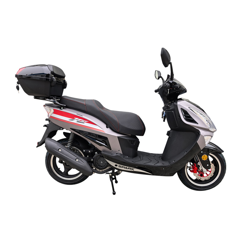 دراجة نارية سكوتر بسعة 150cc  فالكون - الجيل السابع بإطارات مفرغة مسماكة